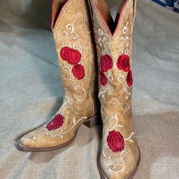 ariat rose boots